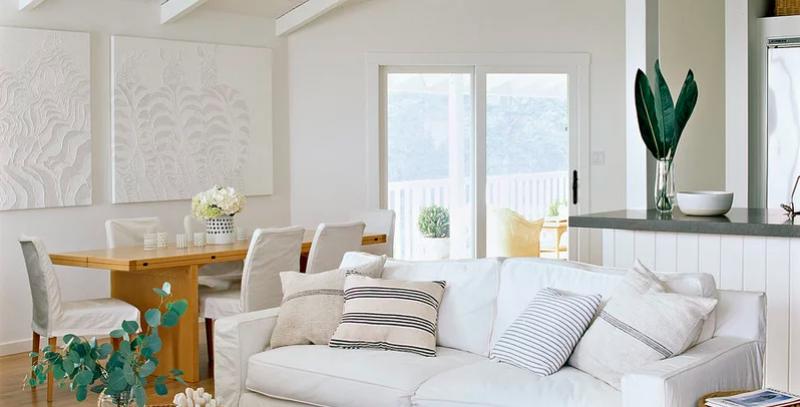 Khi cải tạo, những chi tiết thừa được loại bỏ, nội thất được bố trí tập trung thành các khu vực chức năng. Cải tạo phòng khách đẹp